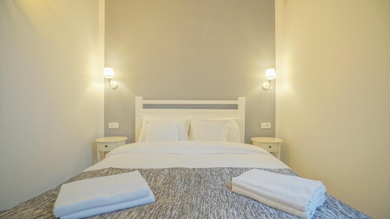 Monarch House Hotell Braşov Exteriör bild